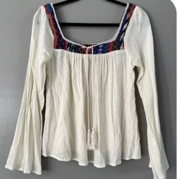 Billabong Gauzy Tapestry Lace Peasant Top - Picture 1 of 1